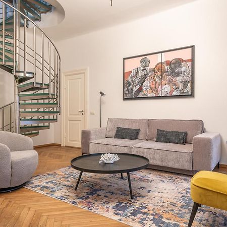 Old Town - Vene Apartment Tallinn Bagian luar foto