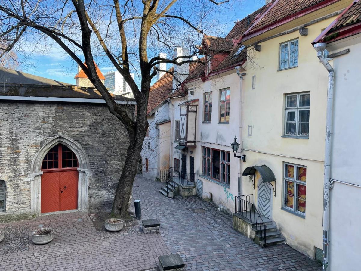 Old Town - Vene Apartment Tallinn Bagian luar foto