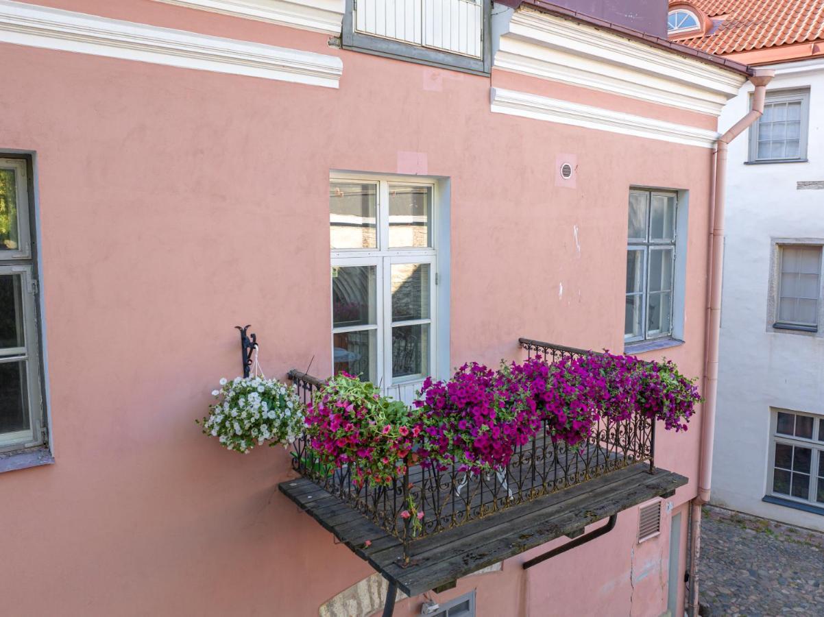 Old Town - Vene Apartment Tallinn Bagian luar foto